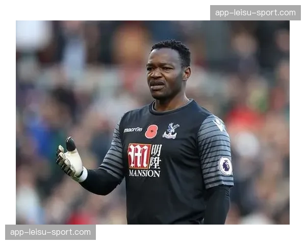 特写：老将曼丹达的千场纪念，其扑救成功率仍列法甲前五